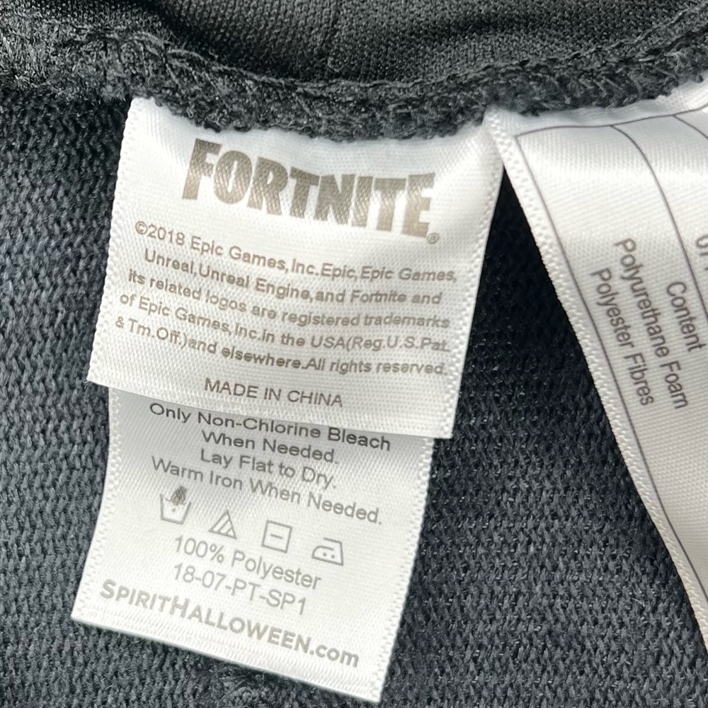 Fortnite Dark Voyager Costume - Elite Space Explorer Outfit(Size L/XL) - Picture 4 of 16